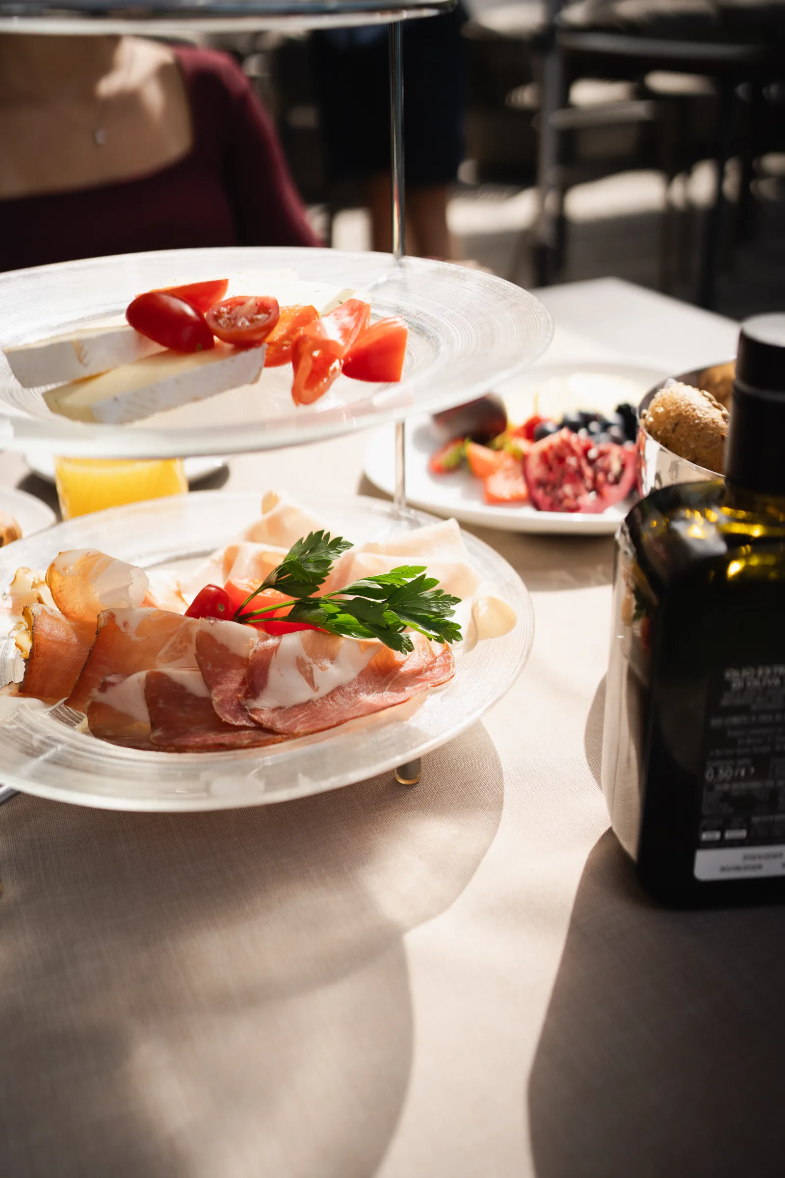 Südtiroler Speck und Käse auf der Etagere