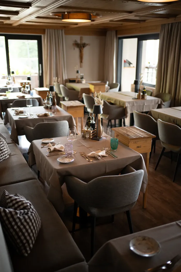 Gedeckter Tisch in der Stube